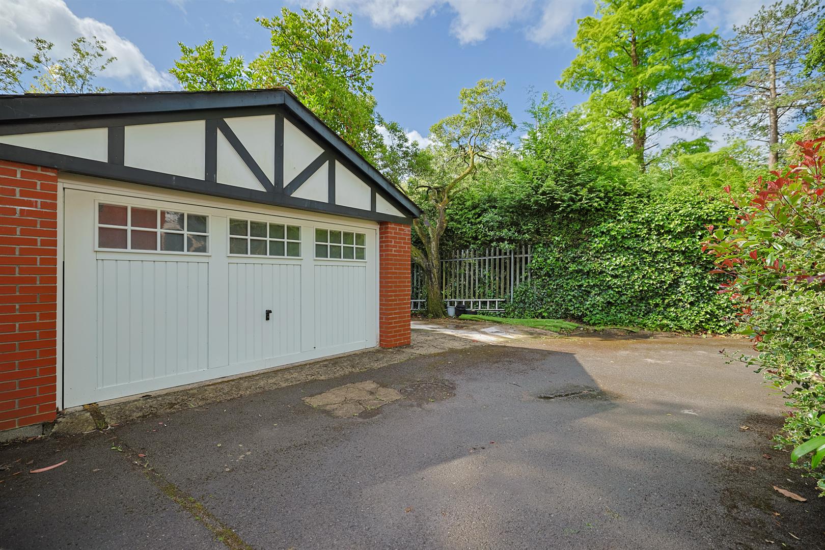 The Lodge, Brynmill Park, Brynmill, Swansea, SA2 0JQ
